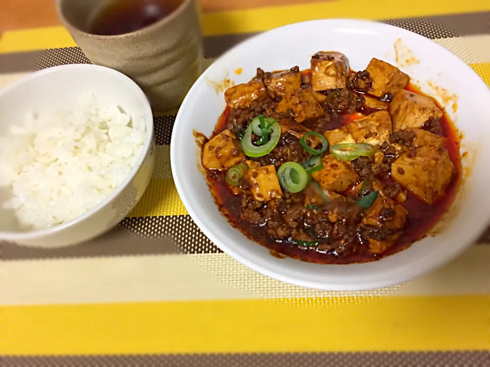 Snapdishの料理写真:麻婆豆腐 かなり辛め(>_<)|エンスーさん