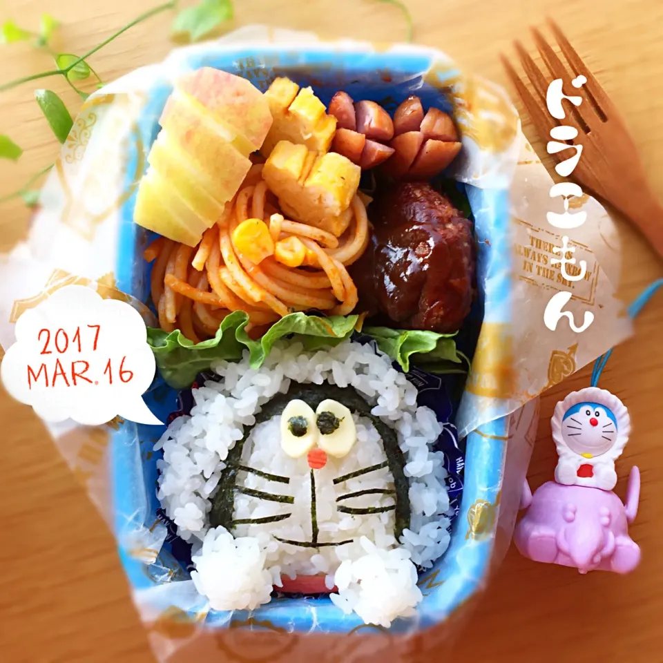 #息子弁当#幼稚園弁当 に#ドラえもん
映画を見た思い出弁当
南極カチコチ大冒険💖|さえちゃんさん