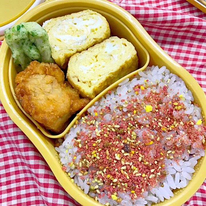 冷凍庫の奥から発見したちくわの磯辺揚げを入れたお弁当🍱|agnes2001さん