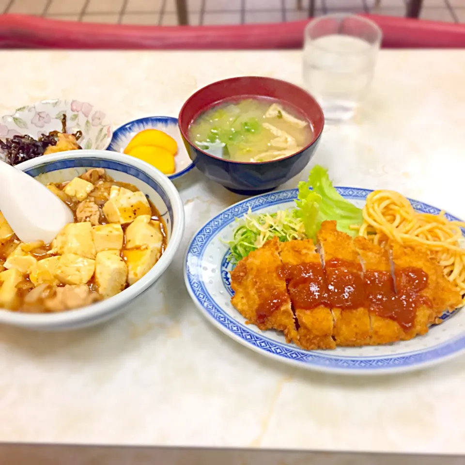 日替り定食〜チキンカツ、麻婆豆腐|Kunisanoさん