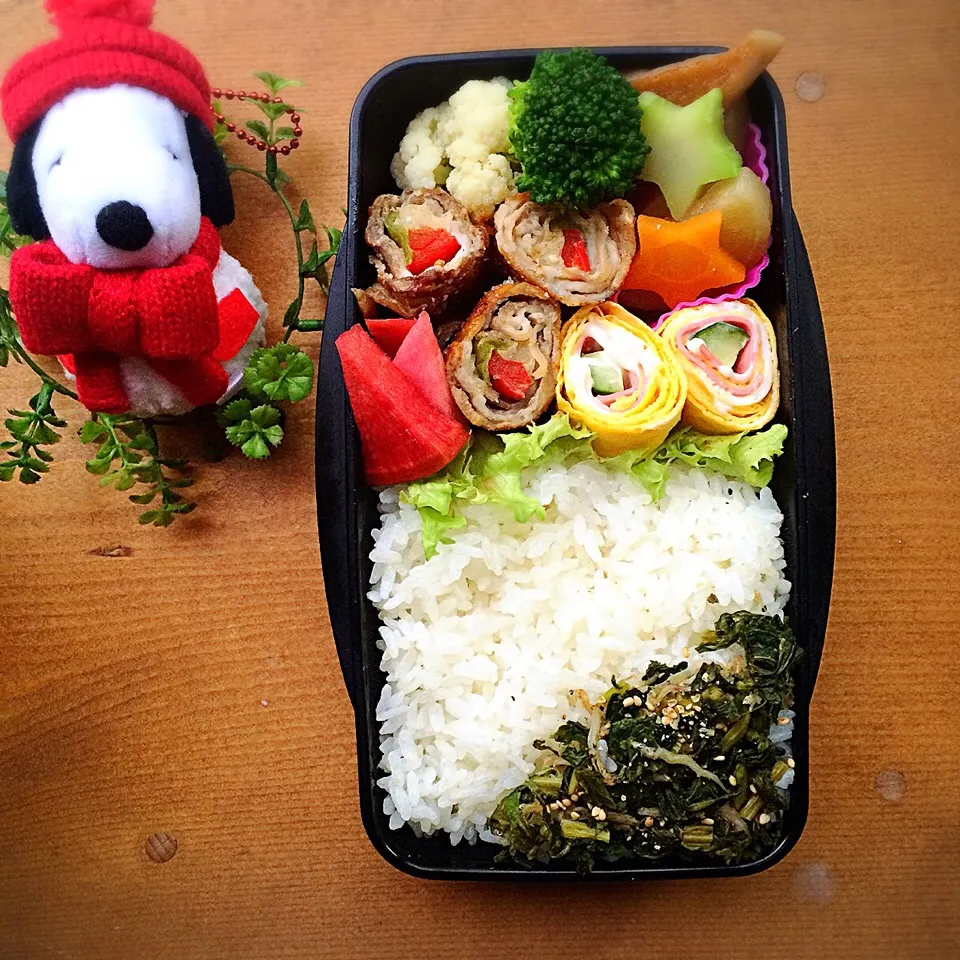 ある日のお弁当( ˶ˆ꒳ˆ˵ )💕牛肉の野菜巻き＆薄焼き卵のサラダ巻き🌀|ばろんさん