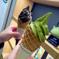 抹茶ソフトクリーム、ほうじ茶ソフトクリーム|ゆかさん