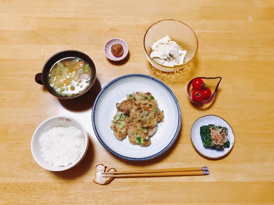 夕ごはん
豚ヒレのみぞれ煮
白菜のスープ|ちゃみこさん