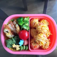 Snapdishの料理写真:１歳半🎀むすめのお弁当🍱|maipuさん