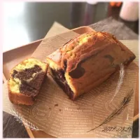 Snapdishの料理写真:ホットケーキミックス使用
✨マーブルパウンドケーキ✨|うしこさん