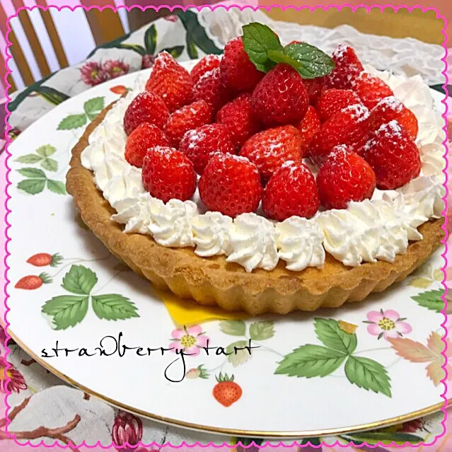 sally.127さんの料理 いちごタルト🍓|えいぽんさん