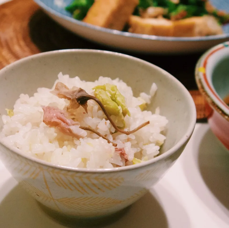 空豆ごはん 桜風味🌸|麻紀子さん