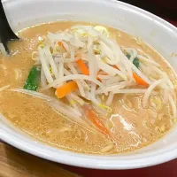 Snapdishの料理写真:山谷の名店 熊さんラーメン🍜|moririyyyさん