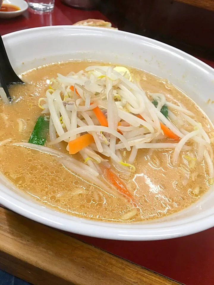 Snapdishの料理写真:山谷の名店 熊さんラーメン🍜|moririyyyさん