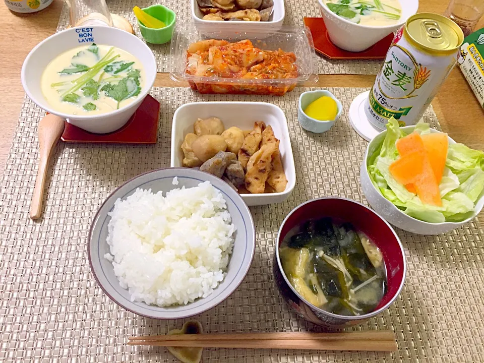 今日の晩御飯
ビストロ15で茶碗蒸し・里芋ちくわこんにゃくの煮物・お味噌汁・レタスサラダ|2493さん