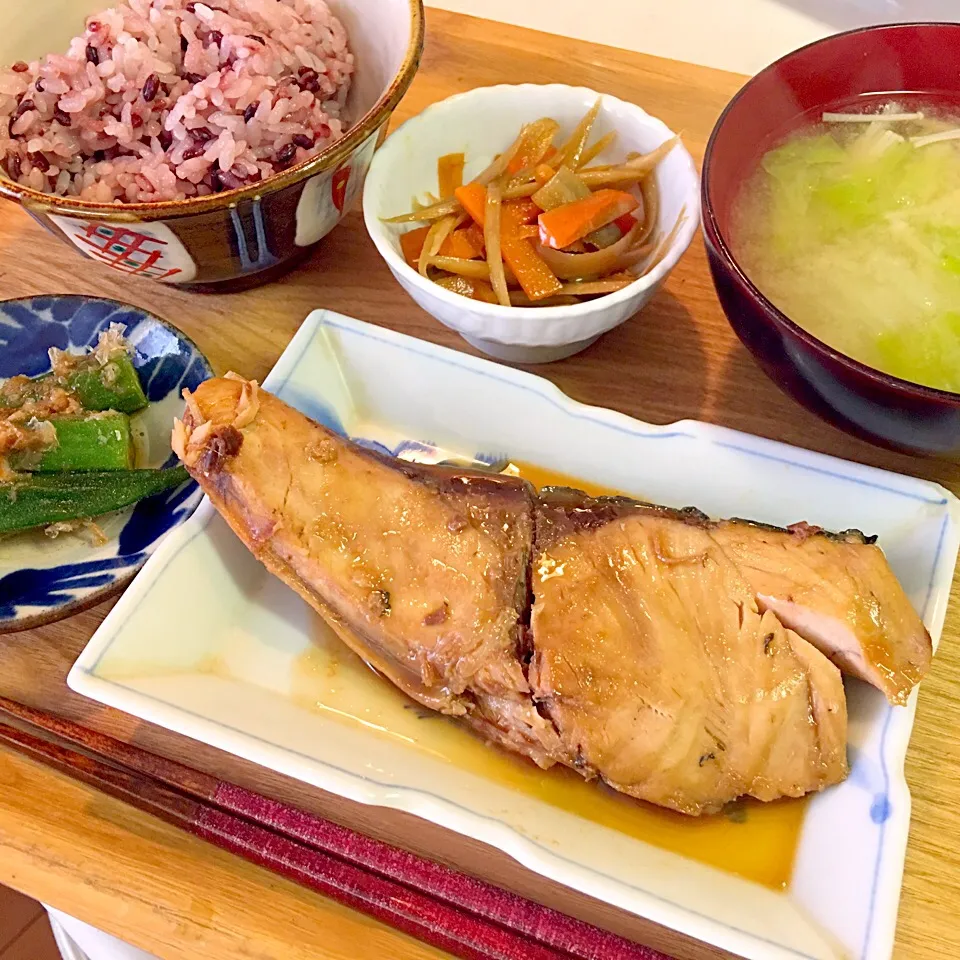 ブリの照り焼き定食|Hiromi Isonagaさん