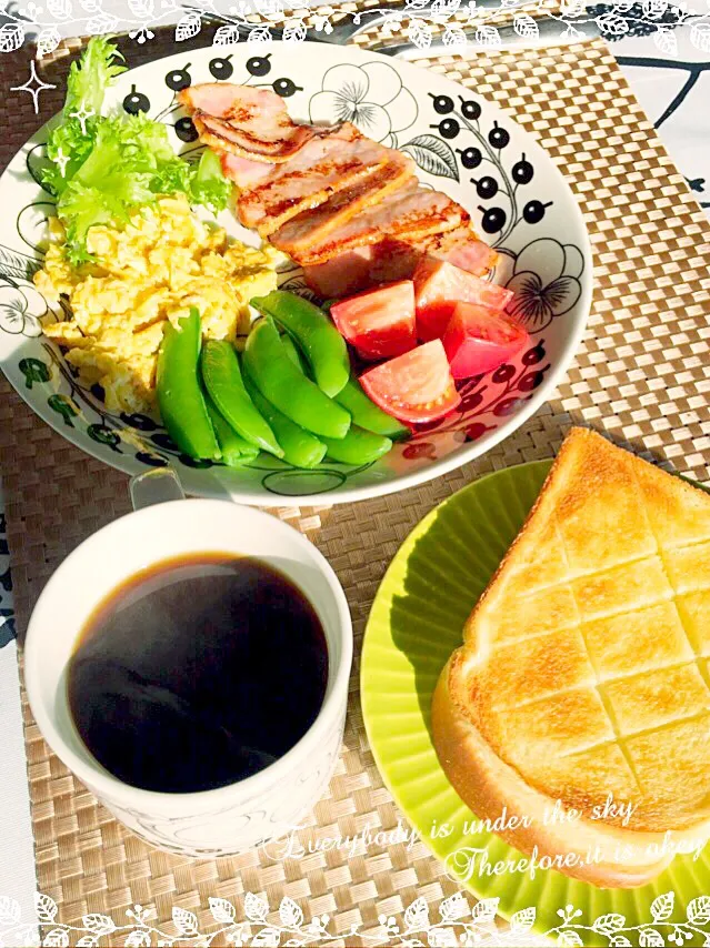 今日の朝食✨
コストコのBaconは、香りがよく好き💕|タエさん