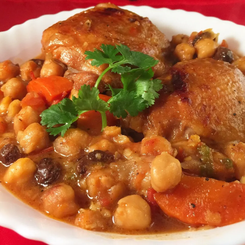 Moroccan Style Chicken And Chick Pea Stew|mamaeriさん