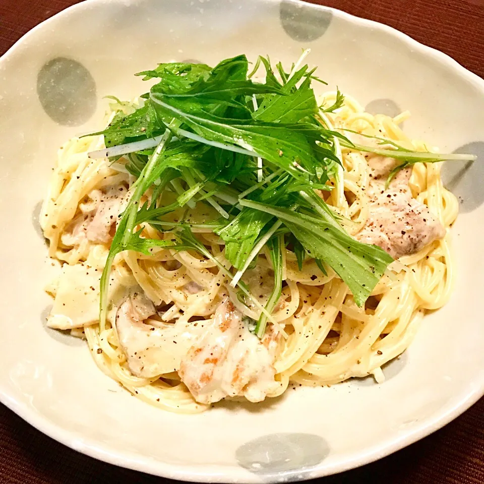 豚肉とエリンギのゆず胡椒クリームパスタ♡|まゆかさん