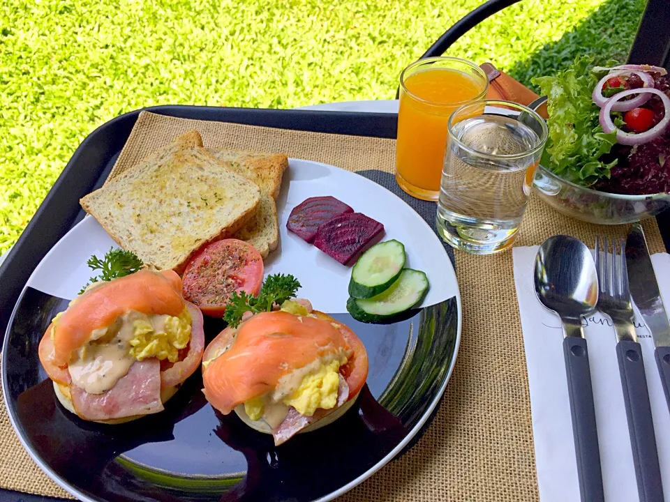 Tomato with salmon and ham|シュムさん