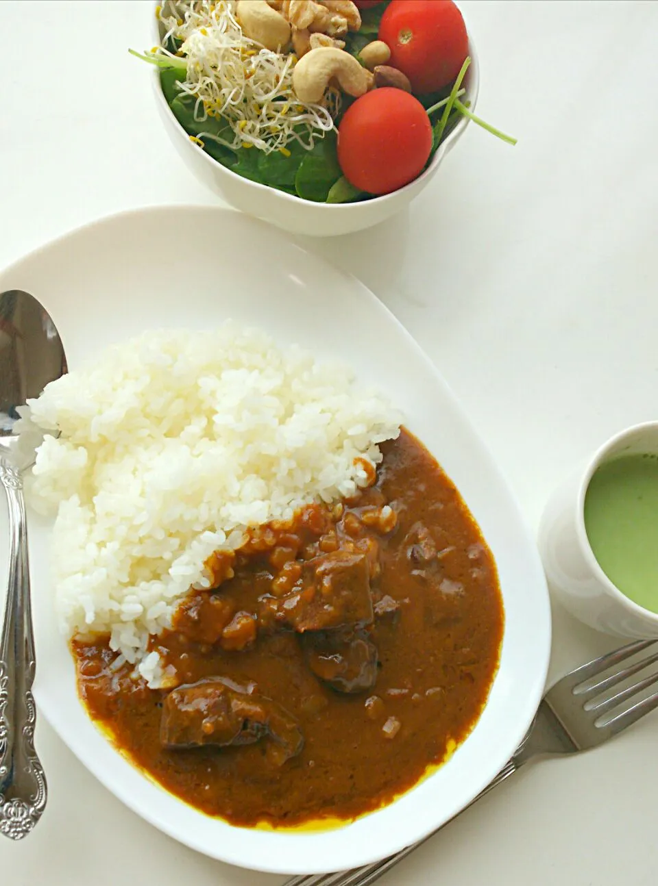 Breakfast🍴 #飛騨牛 #カレー  #サラダ|まめさん