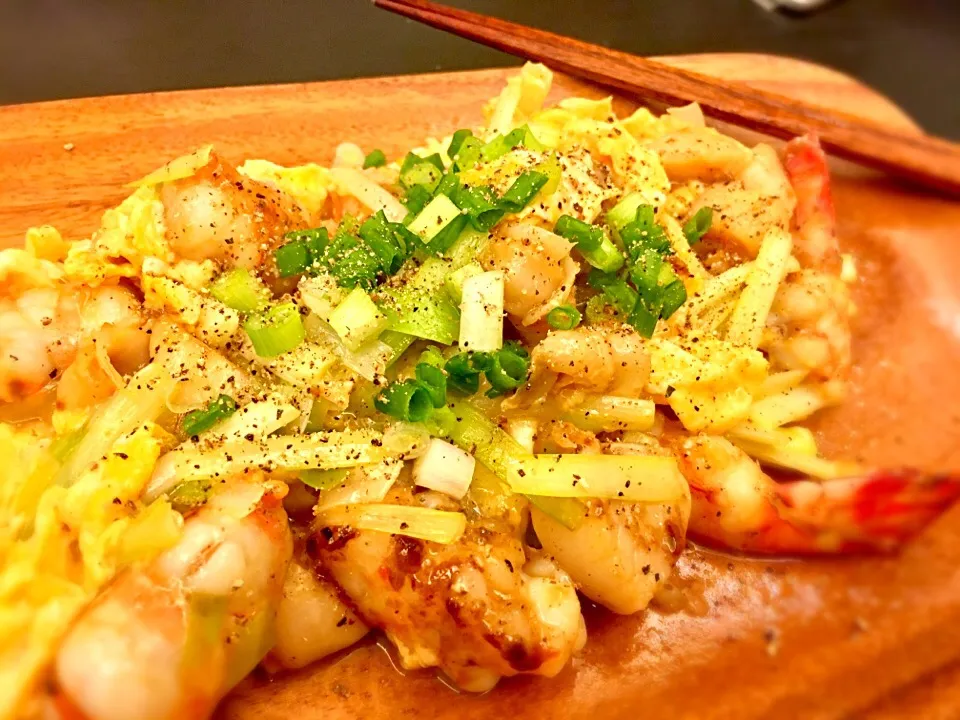 Fried egg with kuruma prawn and scallops|Alvin Loさん