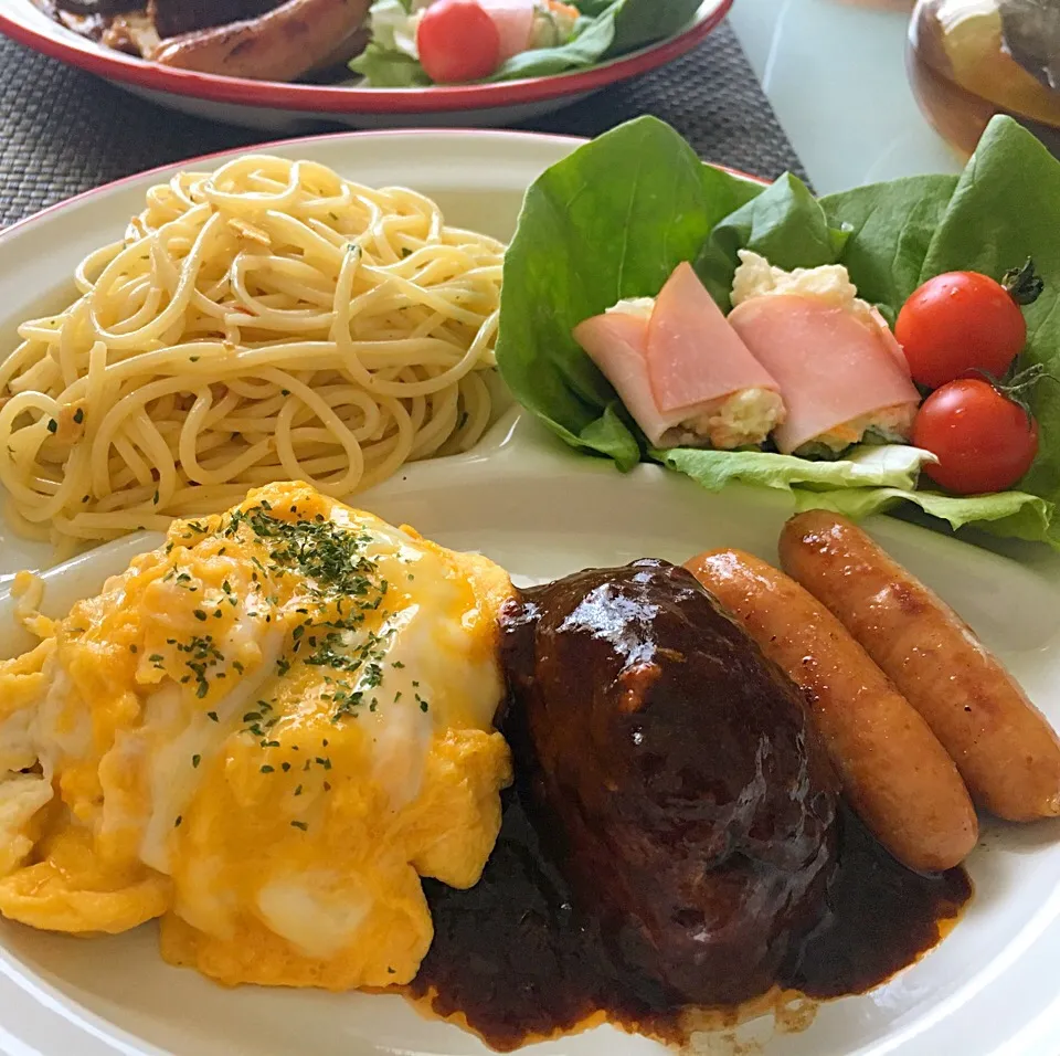 今日のお昼ごはんは大人様ランチ😋❤️|らいとさん