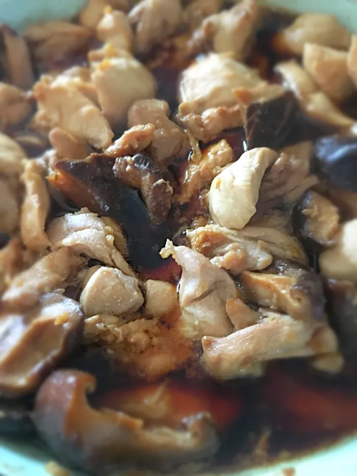 Snapdishの料理写真:Steamed chicken with mushrooms|karen limさん