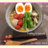 Snapdishの料理写真:#アレンジ料理#残り物#味噌汁#味噌ラーメン#トッピング|y@ehanさん