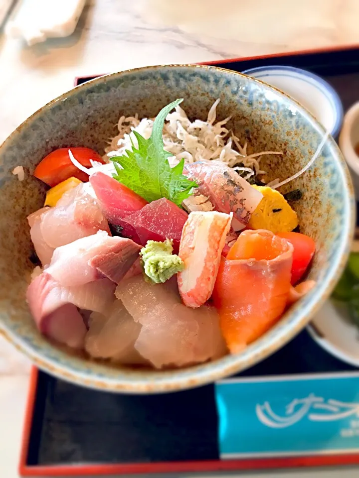 伊良湖岬どんぶり街道地魚丼|miporinnさん