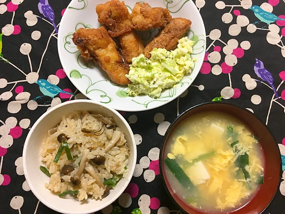 鶏からキャベツタルタル添え
にぼしの炊き込みご飯
ニラ玉スープ|しまさん