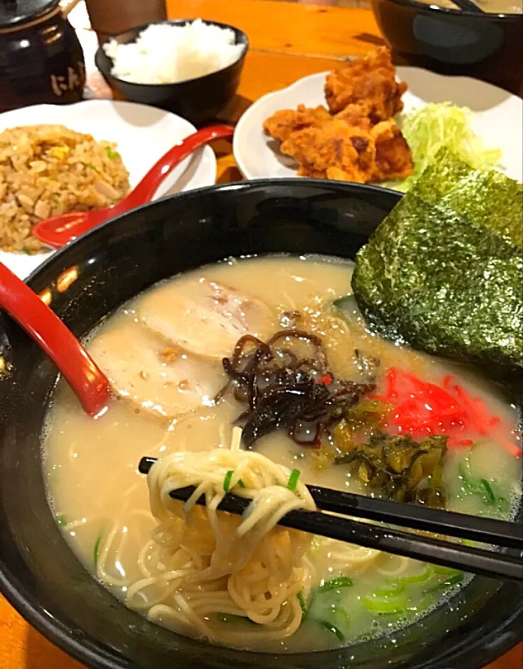 豚骨ラーメン🍜|ゆかりさん