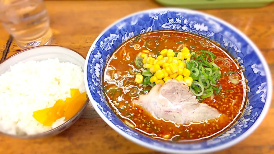 辛みそラーメンと白ごはん|Kunisanoさん