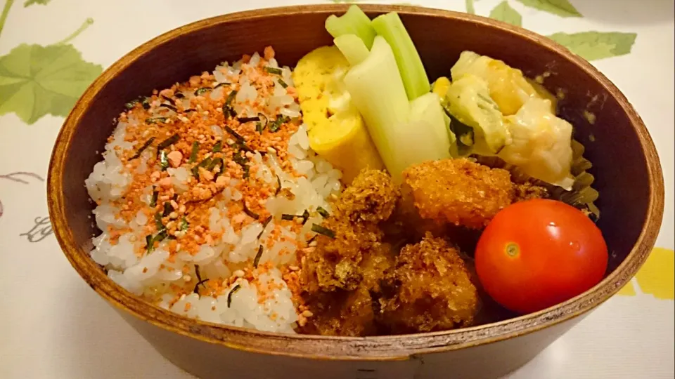 Snapdishの料理写真:チキンカツ弁当|ぴよぽよママさん