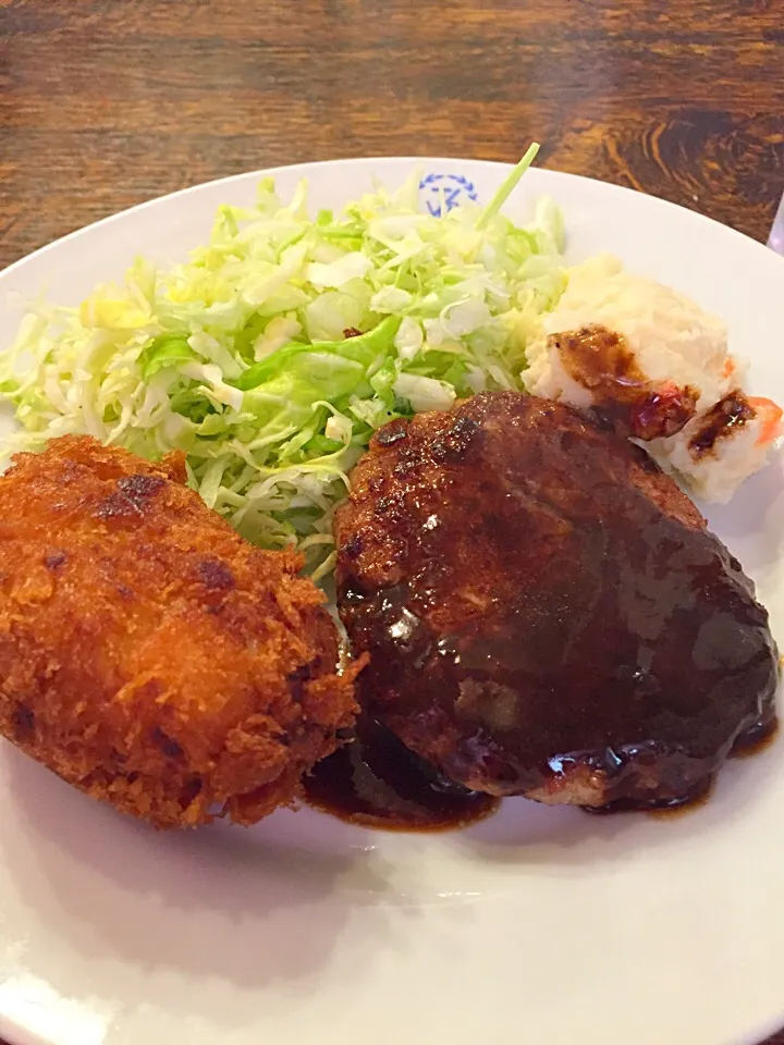 グリルビクトリヤ ハンバーグとかにコロッケ|よだみなさん