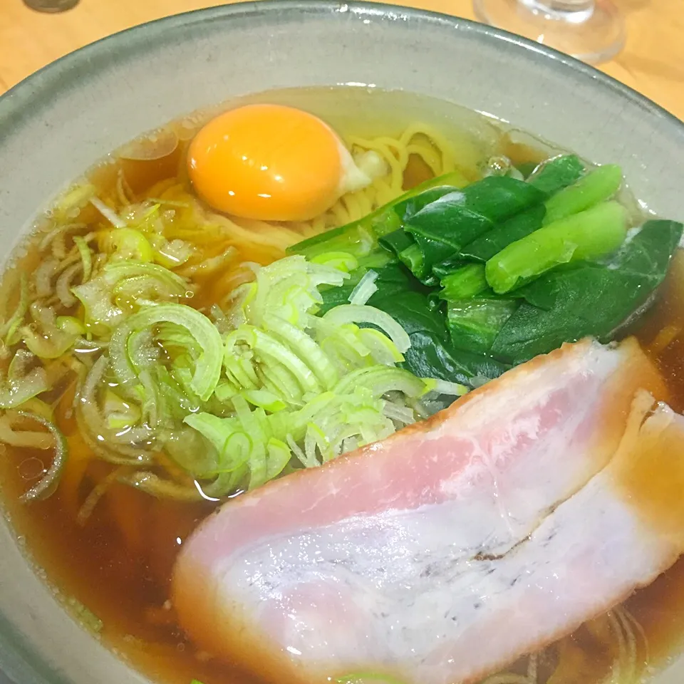 醤油ラーメン|沖縄「ピロピロ」ライフさん