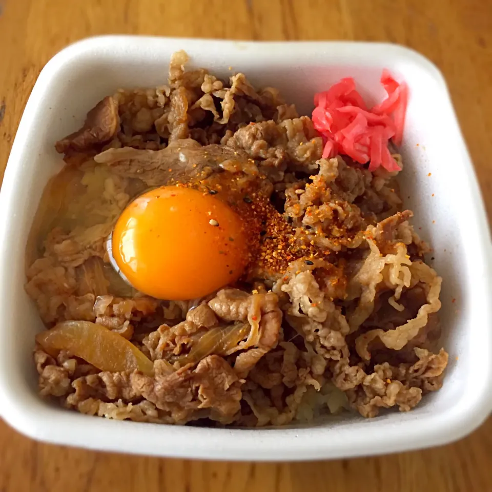 Snapdishの料理写真:牛丼、アタマの大盛り@吉野家|Kunisanoさん