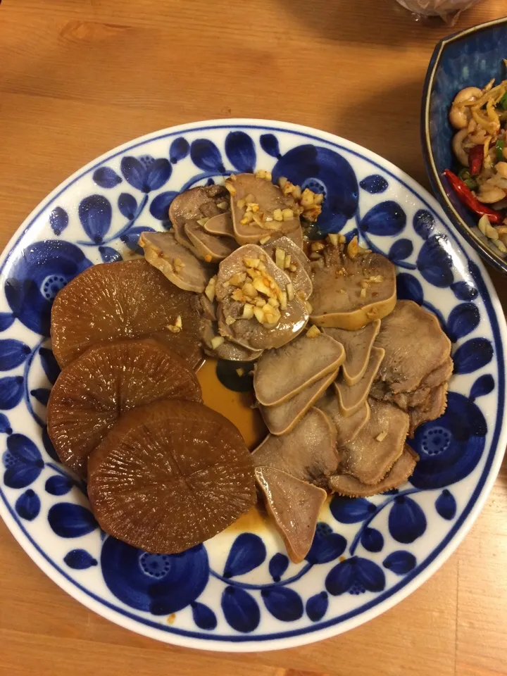 中華風特殊タレの豚タンと大根煮|ハイさん