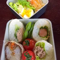 なんでも巻ける手巻きの皮で色々な具とご飯の弁当