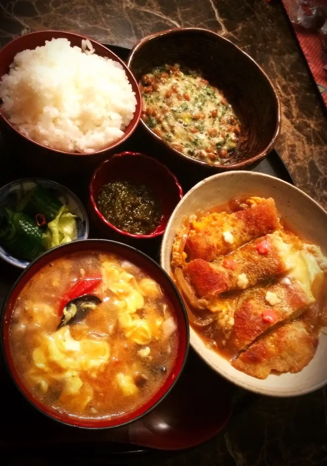 200回グルグル混ぜた納豆定食は味が違う❣️❣️❣️🌸。 酸辣湯＆カツ煮🌷|💍ごはん🍚さん