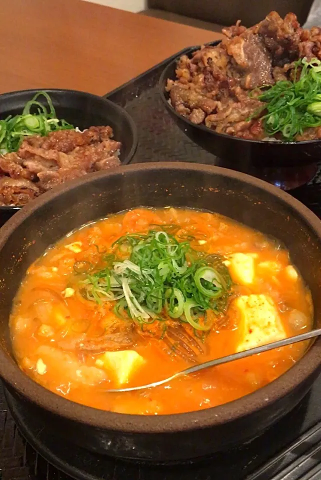 Snapdishの料理写真:スン豆腐&カルビ丼|ゆかりさん