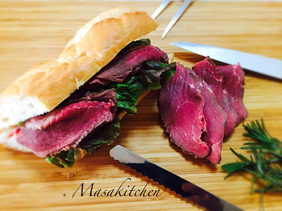 Roast beef sandwich for lunch|Masakiさん