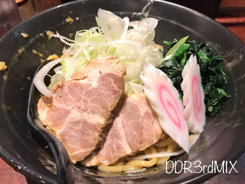 Snapdishの料理写真:横浜家系ラーメン 匠 油そば|ddr3rdmixさん