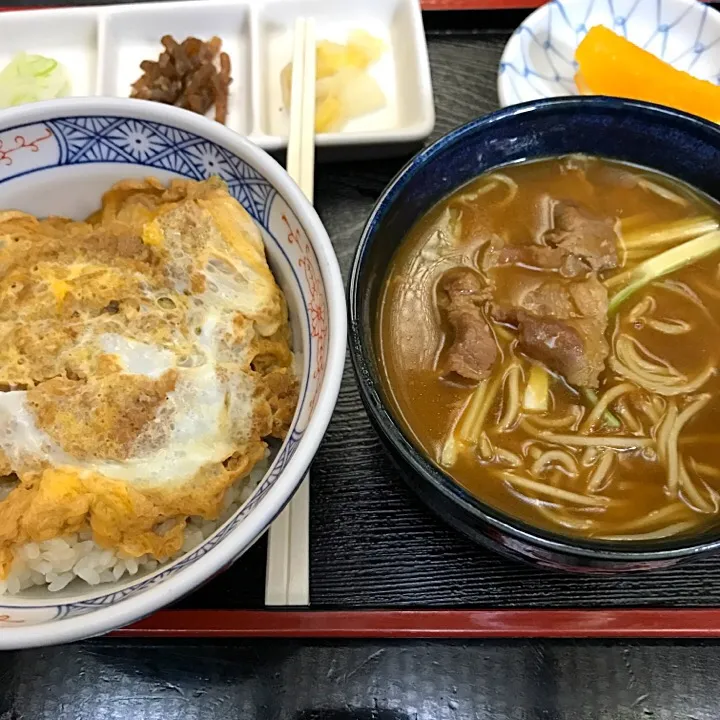 カツ丼とカレー南蛮のセット|山内博之さん