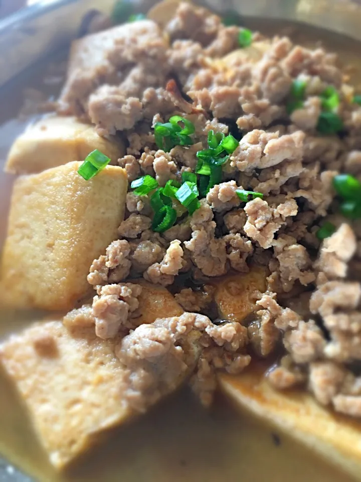 Snapdishの料理写真:Braised tau kwa with minced pork|karen limさん