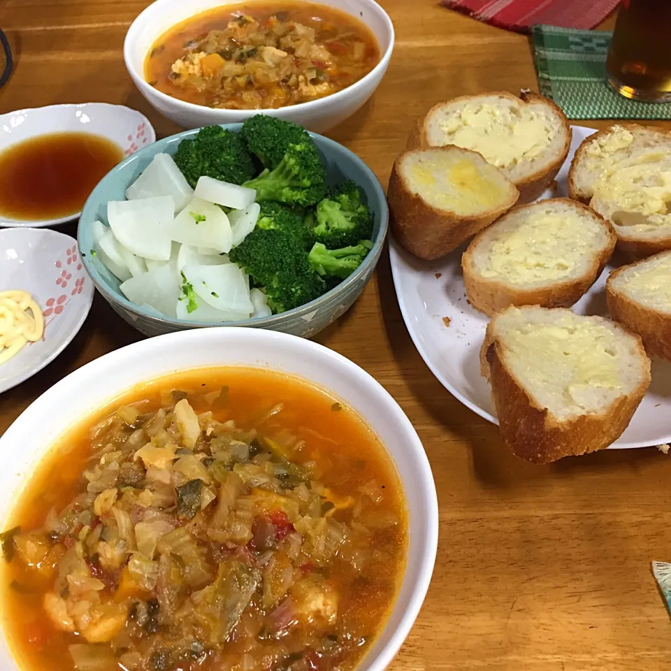 野菜スープと温野菜、パン🥖*\(^o^)/*|すかラインさん