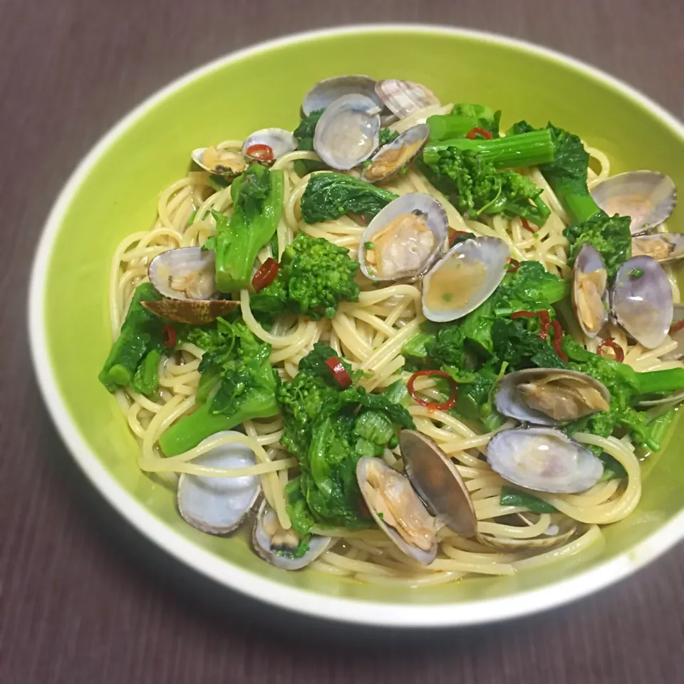 あまねこ🌿さんの料理 菜の花のボンゴレ スープパスタ♪ 熊本のあさりの旨みと徳島の菜の花のほろ苦さが美味し💕春よこい🌸|Rieさん