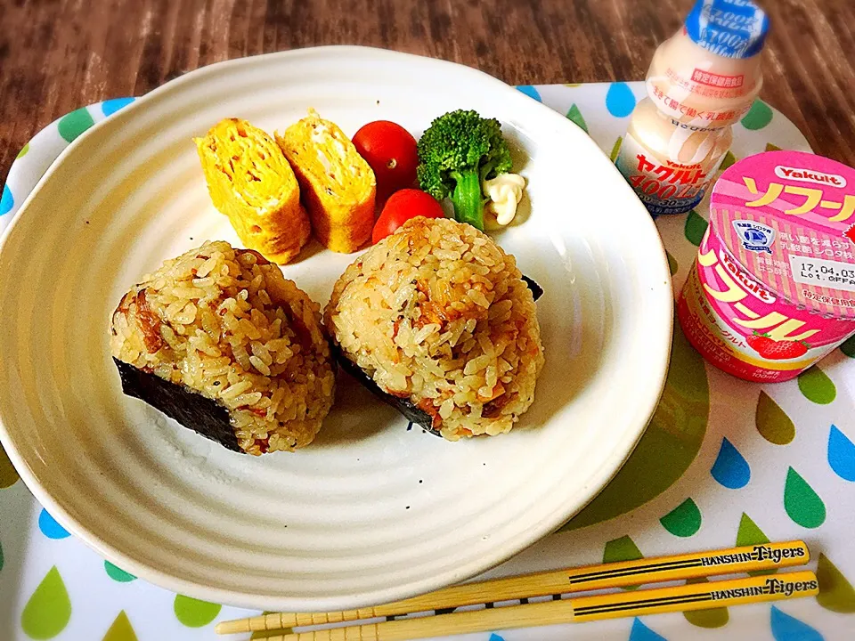 土筆の炊き込みご飯プレート|パンダ母さん🐼さん