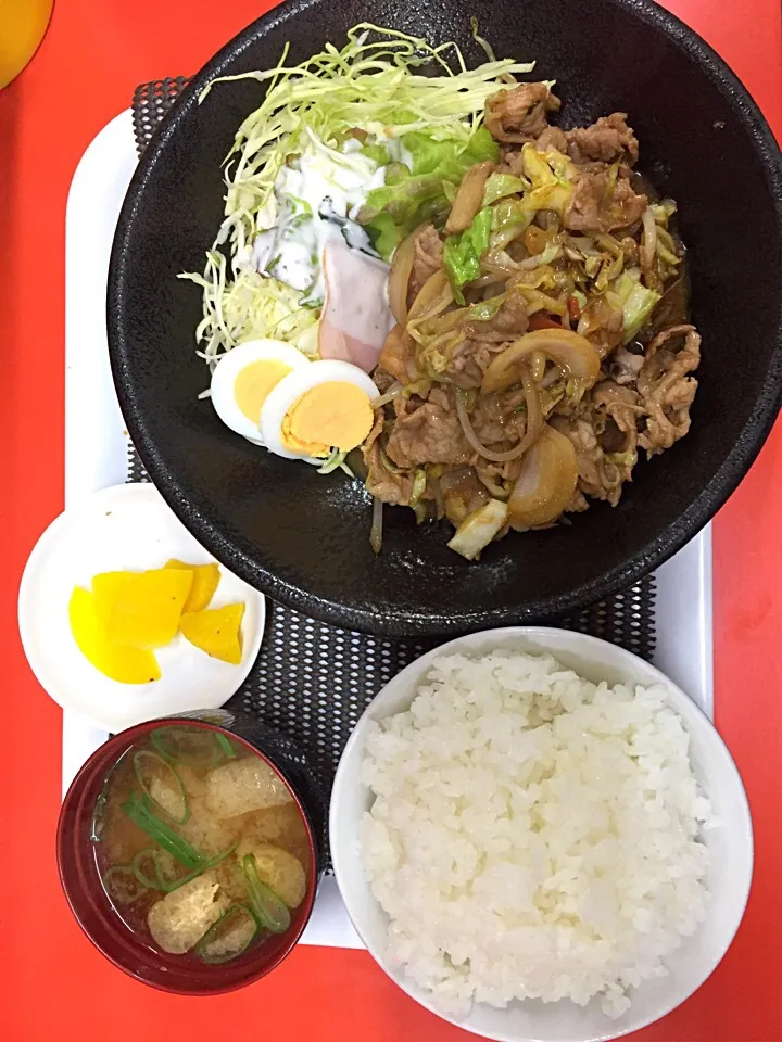 生姜焼き定食|たぁちさん