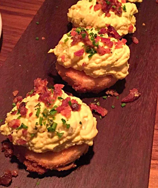 deep fried deviled eggs|CHUENCHAIさん