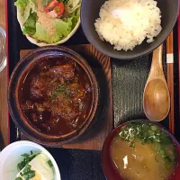 和牛の牛すじ、赤ワイン煮込み|ポロンさん