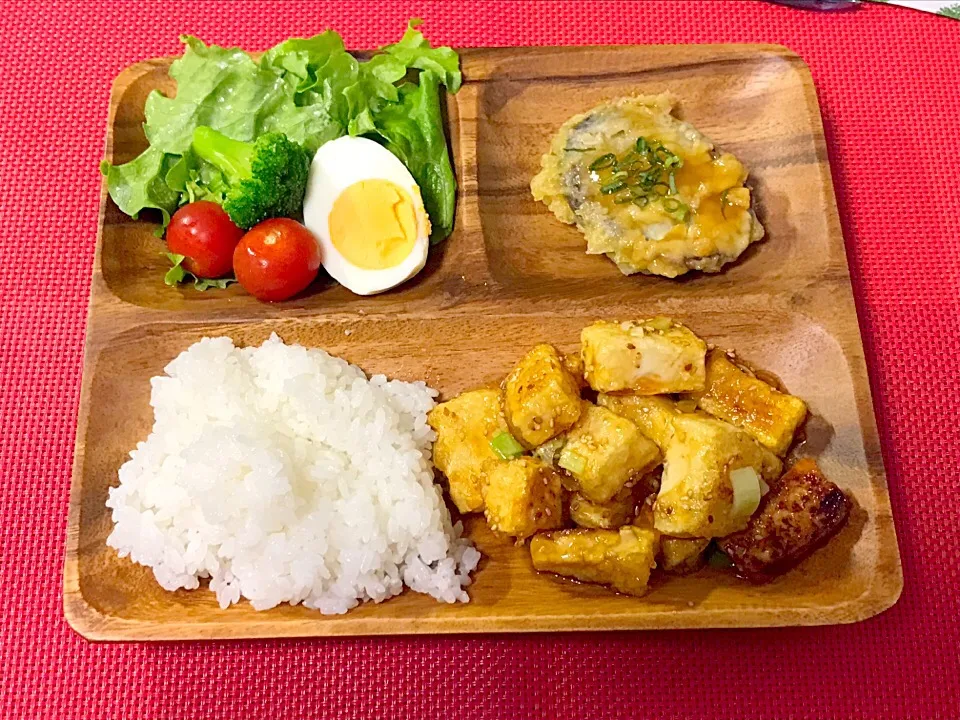 Snapdishの料理写真:木綿豆腐のユーリンチー風、ナスのはさみ揚げ|くるみさん