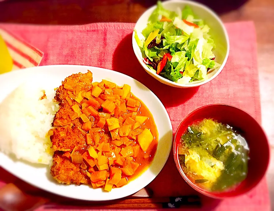 夜ご飯
カツカレー
ニラと卵のお味噌汁
グリーンサラダ
#snapdish #cookingram #instafood #lin_stagrammer #ouchigohan_jp #delistagrammer #recipeblogger #ameblo毎日更新中|nachiさん