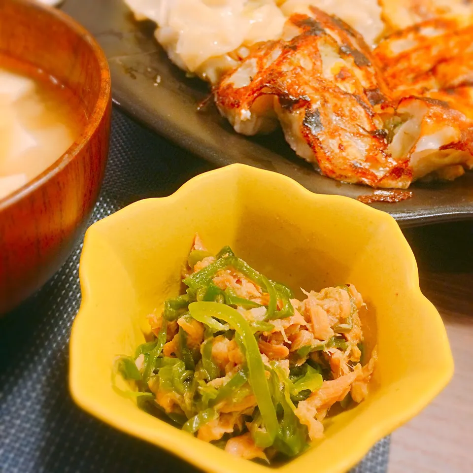 無限ピーマンと焼き餃子|🍎ゆかりんご🍎さん