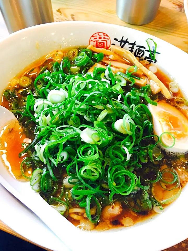 ♡尾道ラーメン🍜♡
麺の色も味も違う♡美味しすぎる♡|ゆうかさん